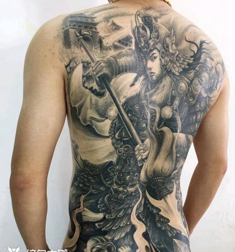 常胜将军 赵子龙纹身图片_背部手臂新传统赵子龙纹身图案