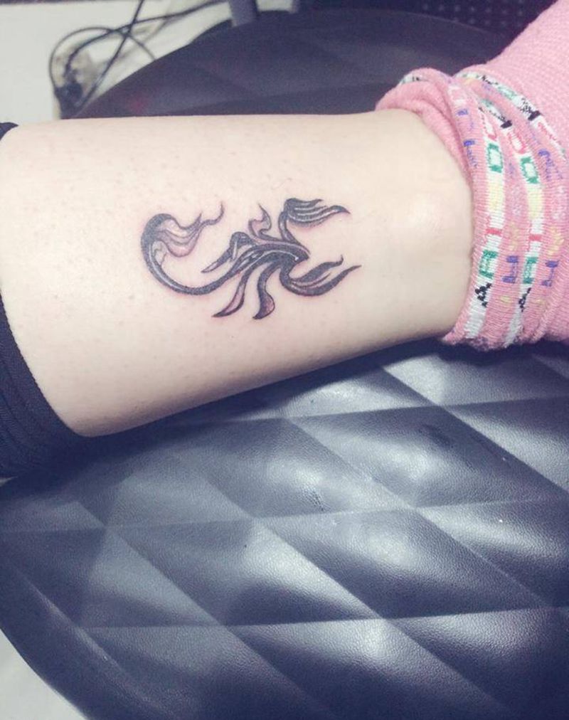 天蝎座女孩纹身图片