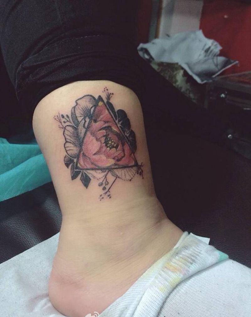 花11—28纹身图片_腿部清新植物纹身图案