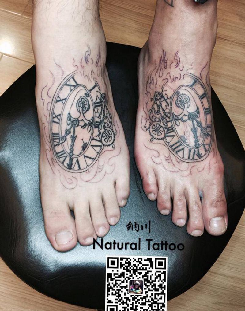 时钟带你走完不好的命运纹身图片