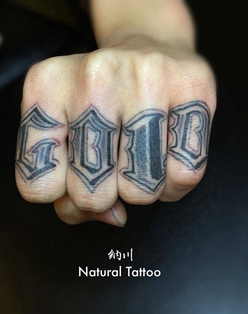 gold黄金在手纹身图片_成品原创字符欧美手部纹身图案