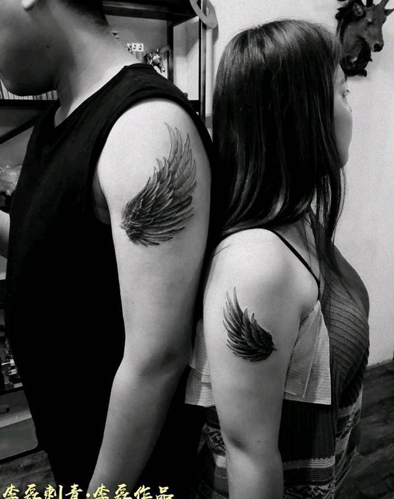 情侣羽翼纹身图片