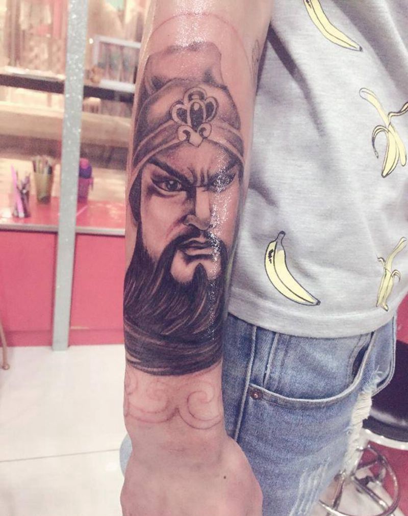 包小臂，部分未完成纹身图片