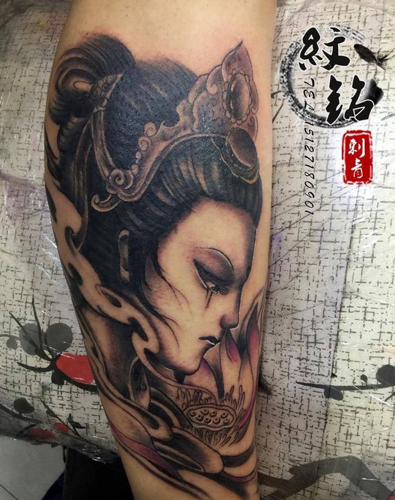 小腿美女纹身图片_成品腿部传统人物纹身图案