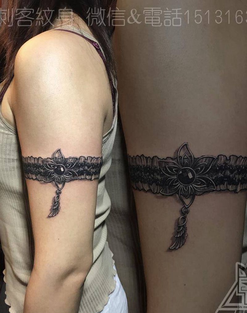 臂环纹身图片_手臂欧美写实臂环纹身图案