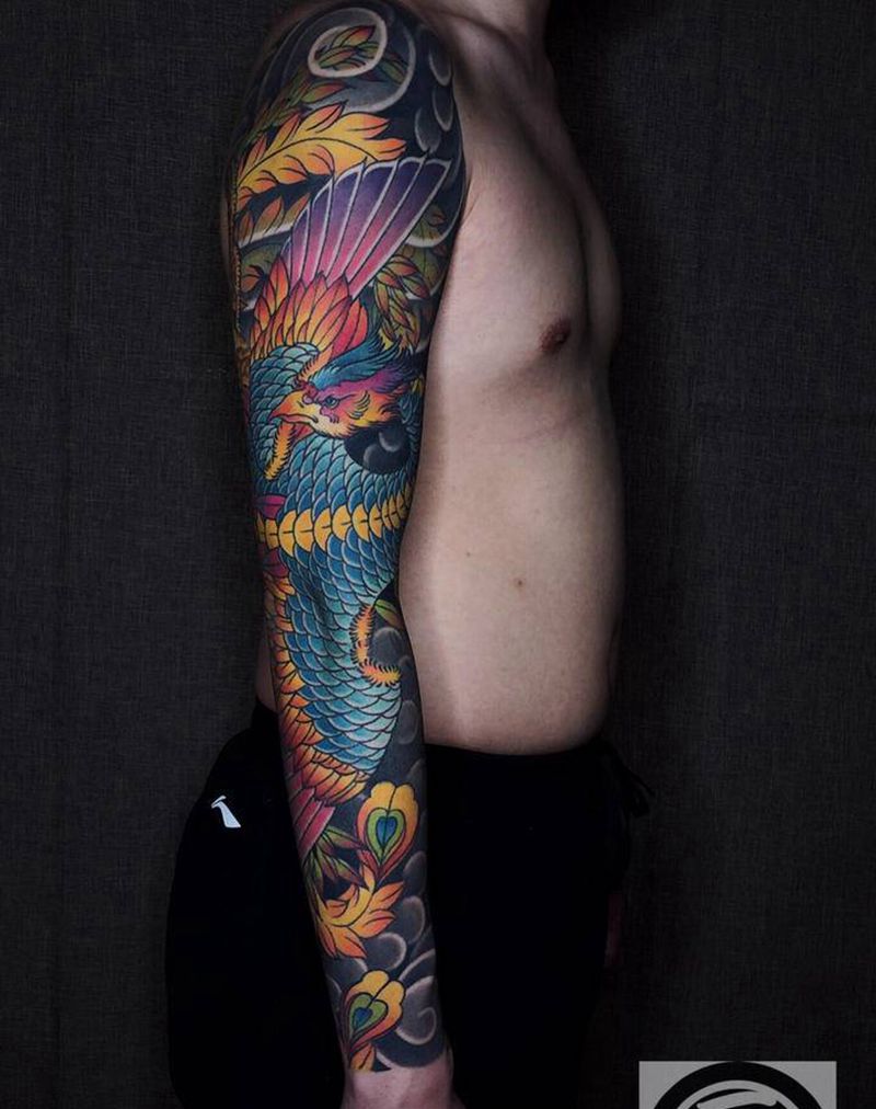 凤凰花臂纹身图片_手臂老传统凤凰纹身图案