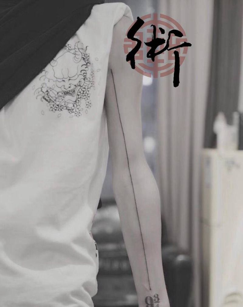 直线纹身图片_手臂几何直线纹身图案
