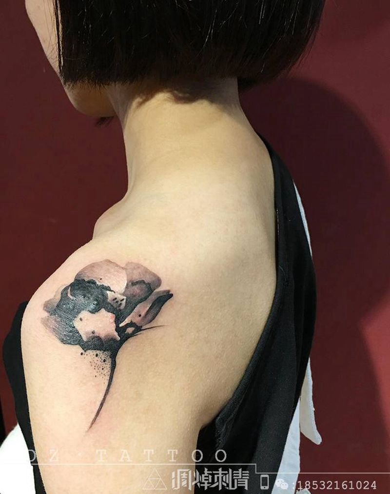 疤痕遮盖纹身图片_肩部水墨纹身图案