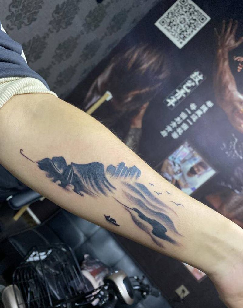 山水纹身图片_手臂水墨纹身图案
