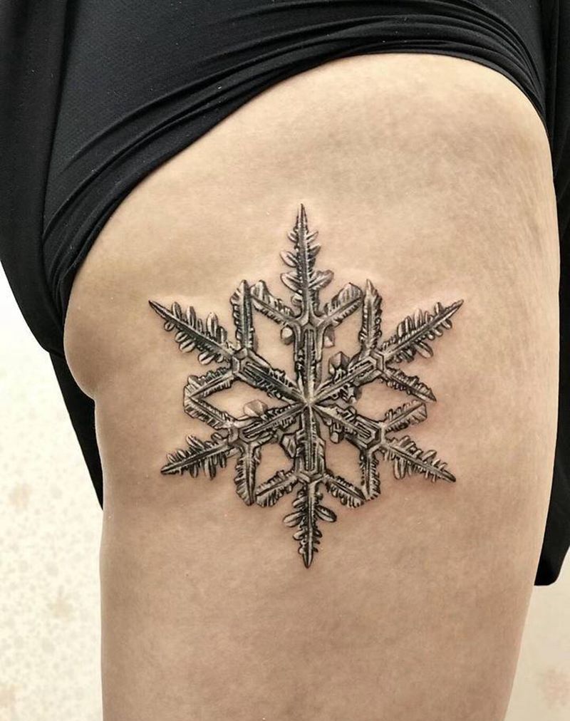 雪花纹身图片_腿部欧美写实纹身图案