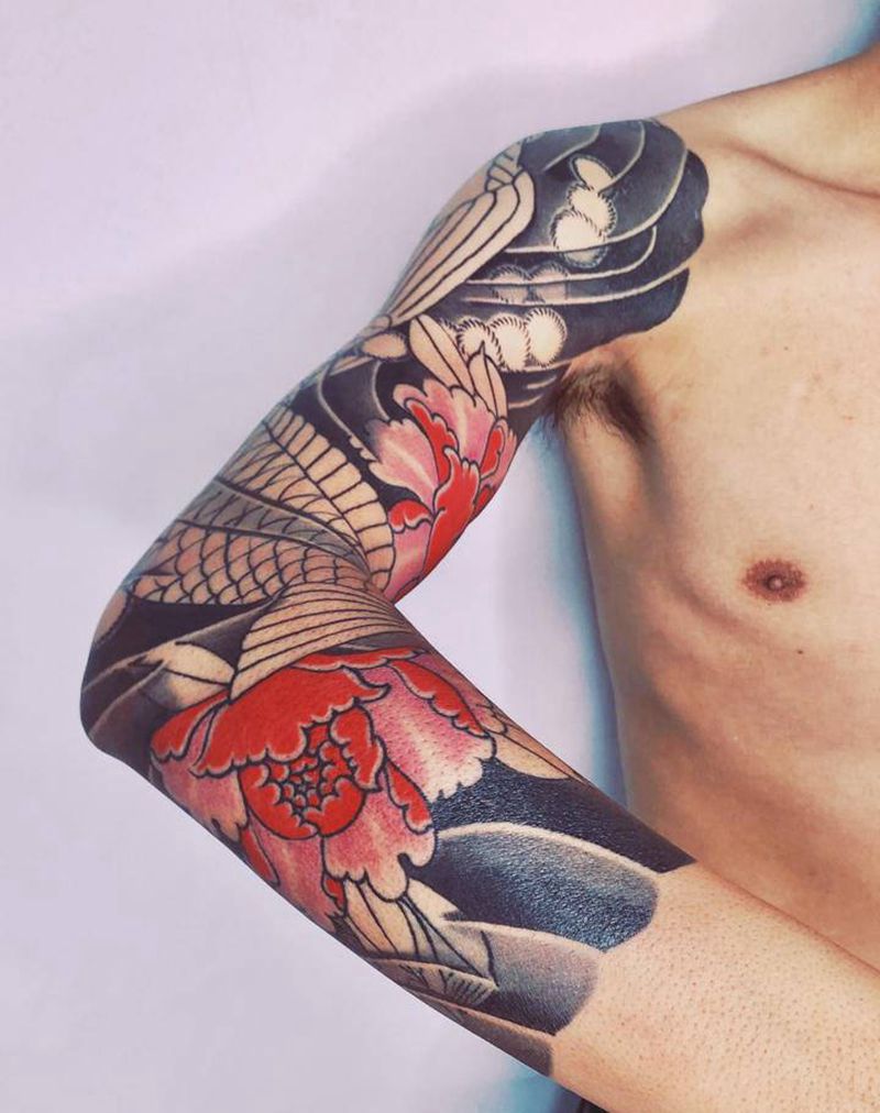 鲤鱼花臂纹身图片_手臂腿部老传统纹身图案