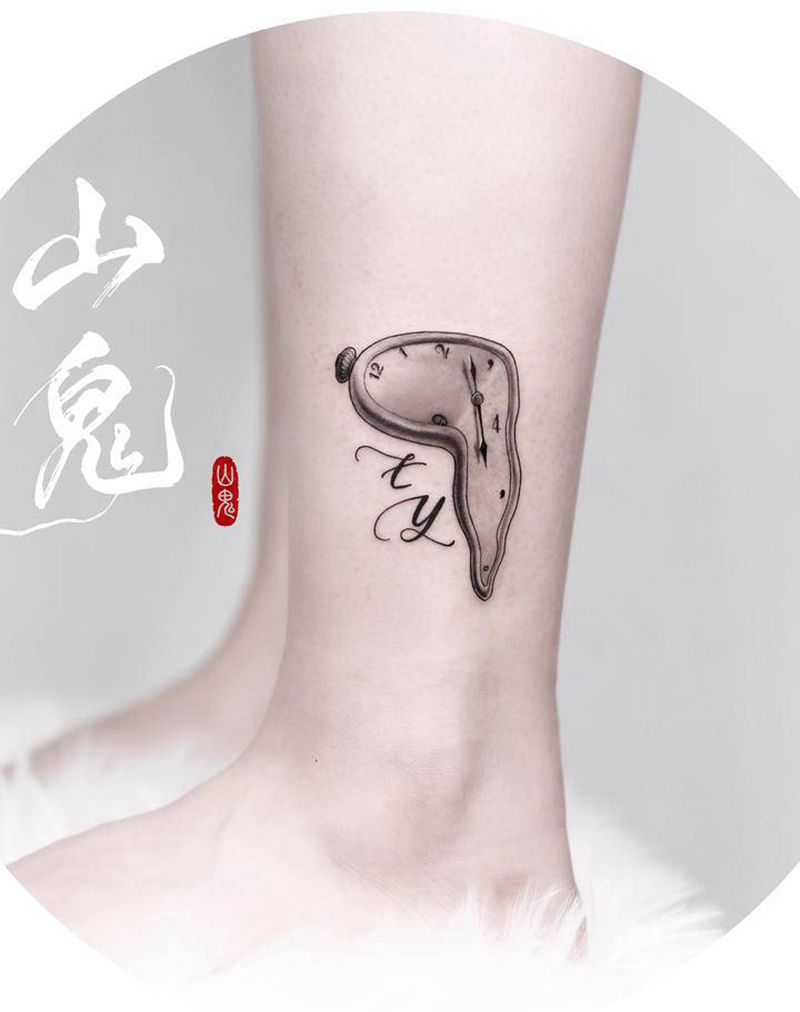 记忆的永恒纹身图片_腿部欧美写实达利时间小清新纹身图案