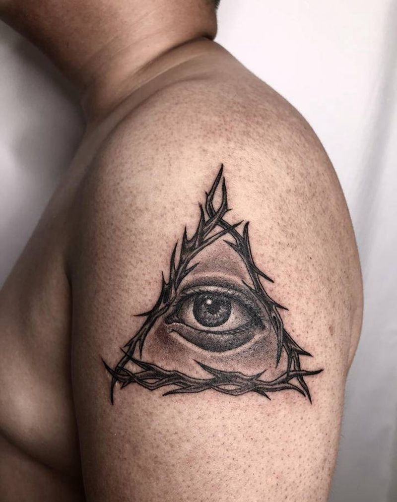 全视之眼纹身图片_肩部手臂欧美写实New School纹身图案