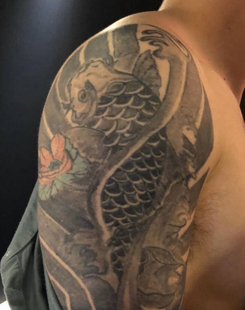 暴力遮盖纹身图片_手臂腿部新传统老传统纹身图案