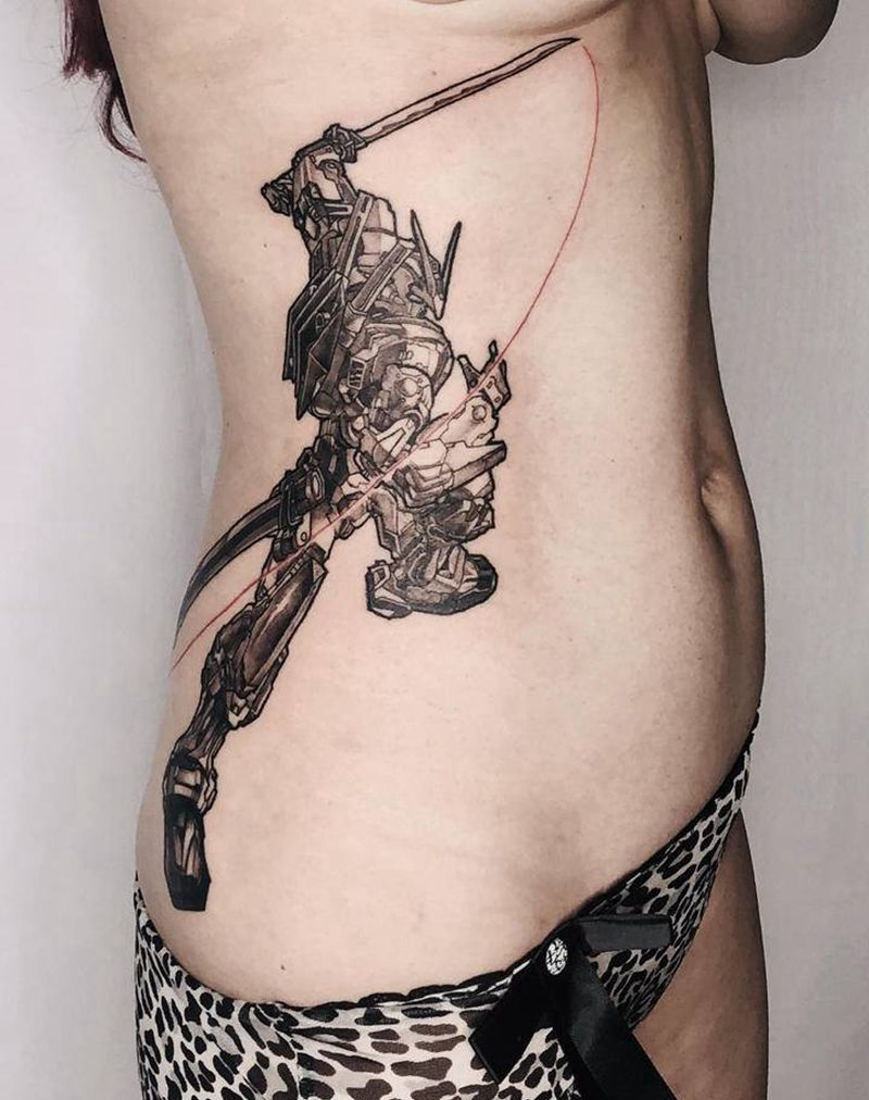 高达红异端，未完成纹身图片_腹部腰部欧美写实New School纹身图案