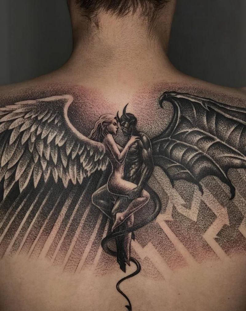 光明与黑暗纹身图片_背部欧美写实纹身图案