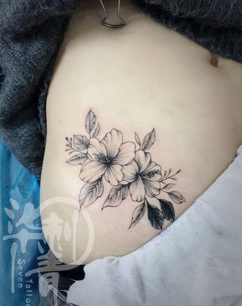 素花遮盖纹身图片_腹部手臂新传统点刺纹身图案