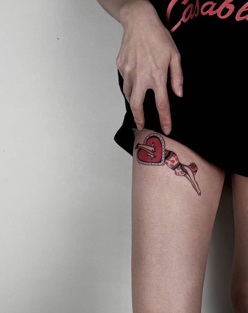 跳水少女纹身图片_腿部Old SchoolNew School少女纹身图案