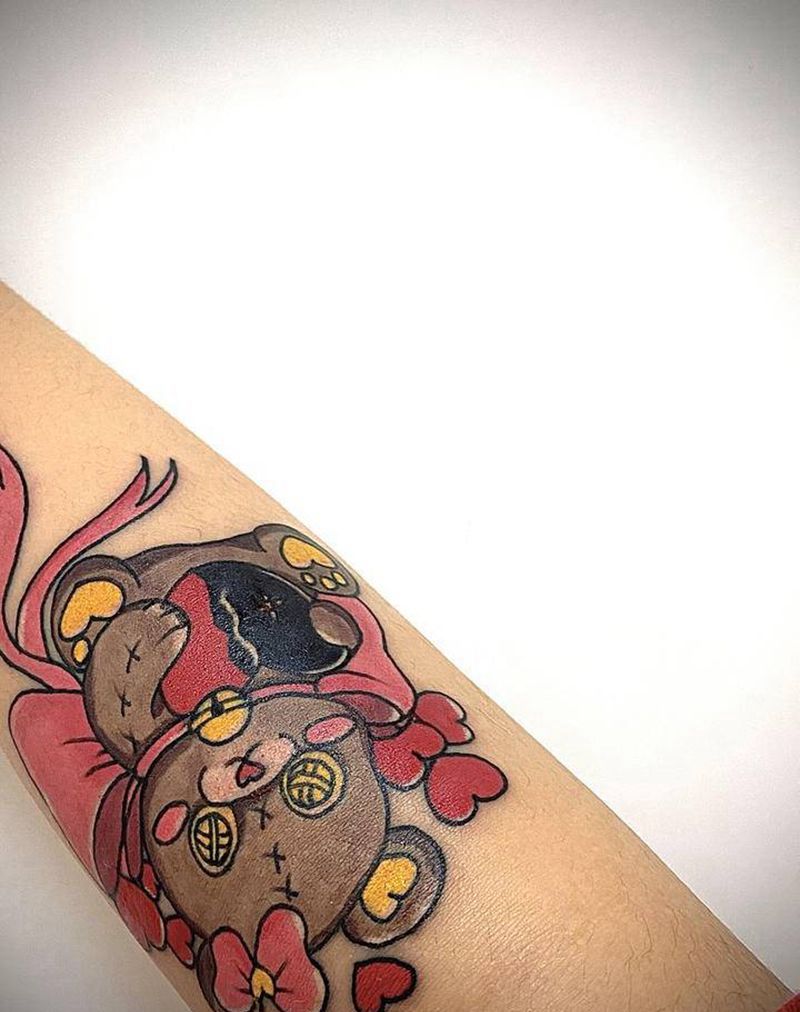 关于小熊纹身图片_手臂New School纹身图案