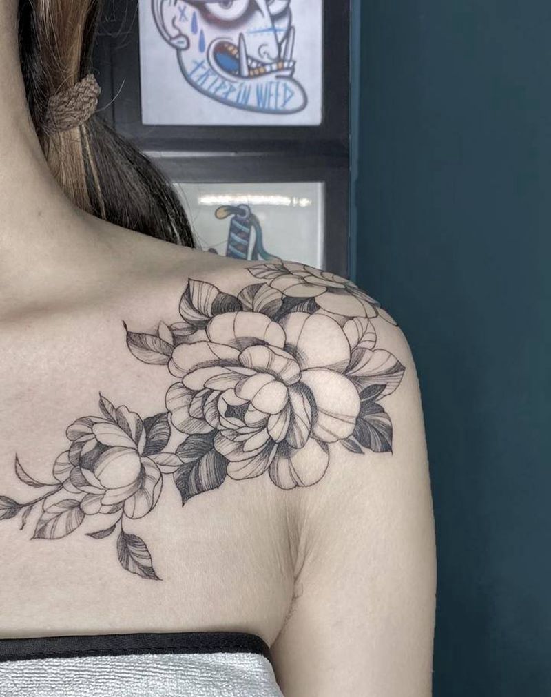 素花纹身图片_肩部素花纹身图案