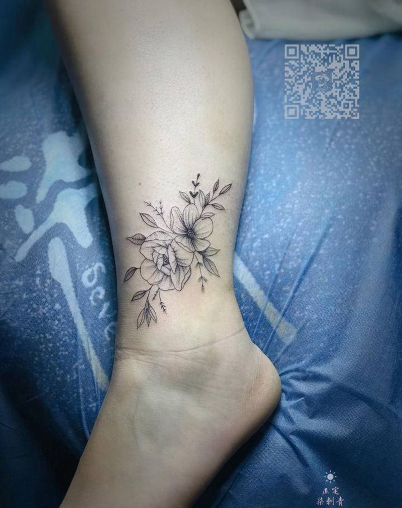 素花纹身图片_胸部手臂点刺纹身图案