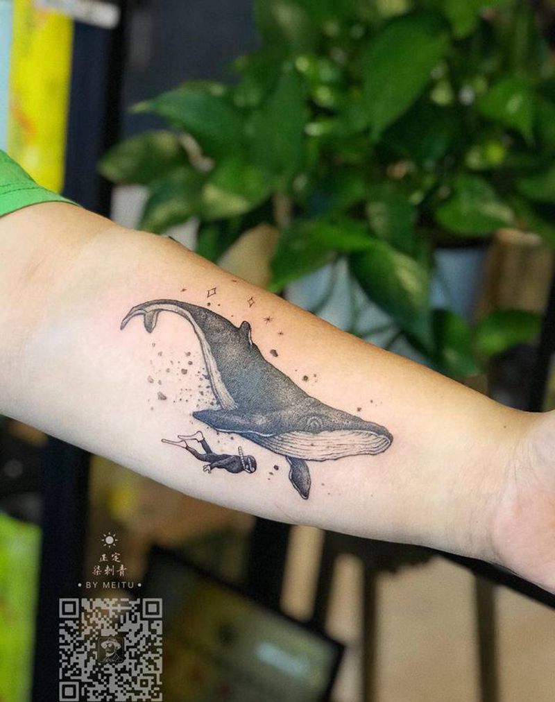 鲸鱼遮盖纹身图片_手臂腿部点刺水墨纹身图案