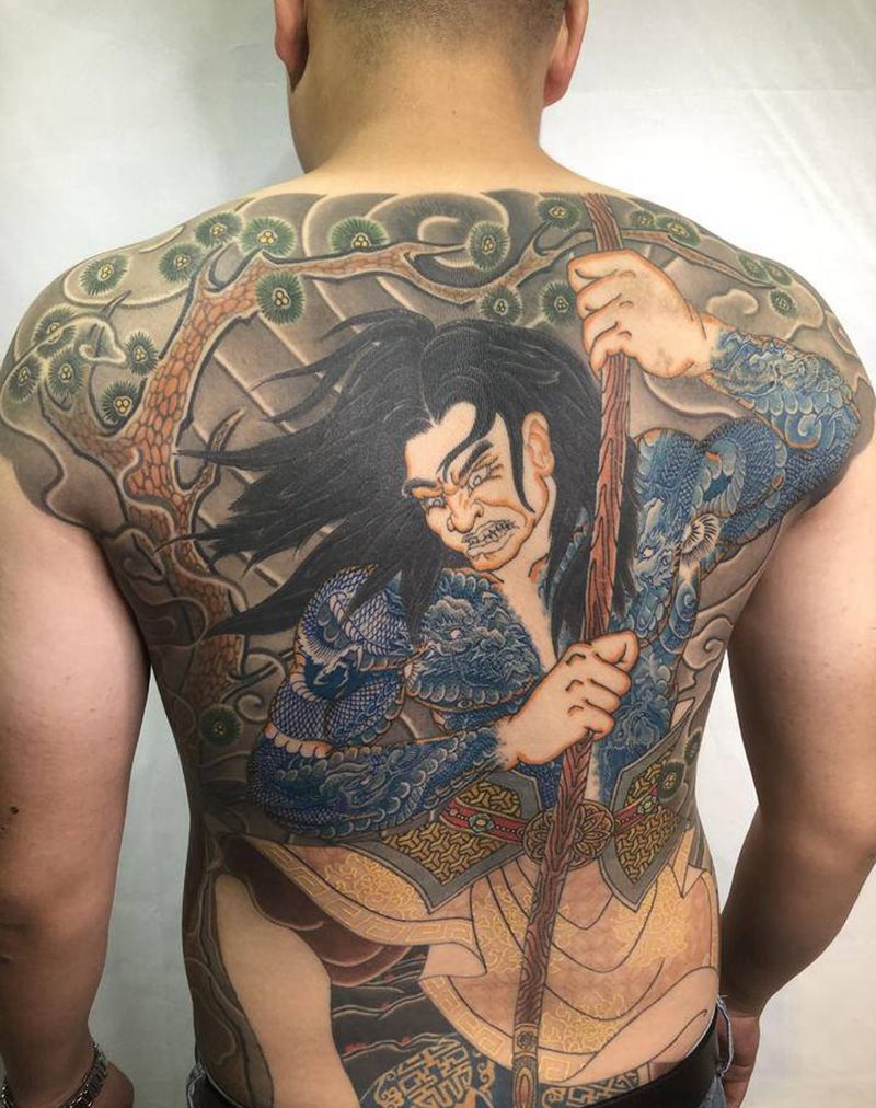 石家庄/九纹龙史进纹身图片_臀部背部老传统纹身图案