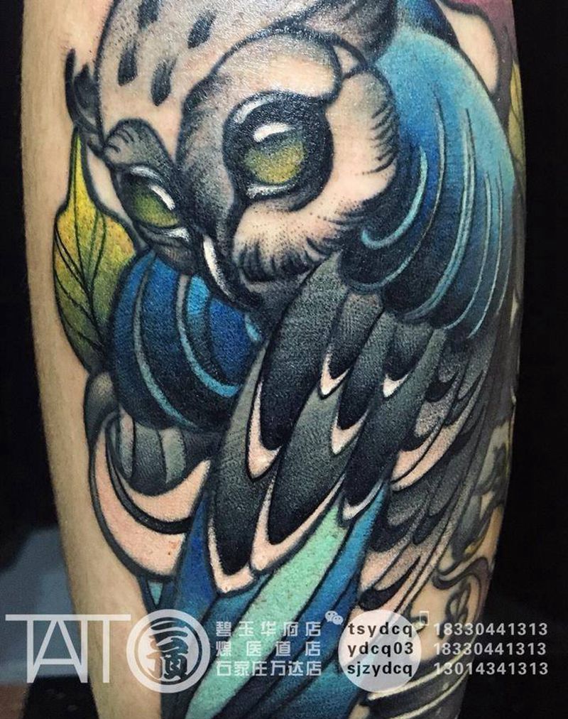 猫头鹰纹身图片_成品欧美动物腿部纹身图案