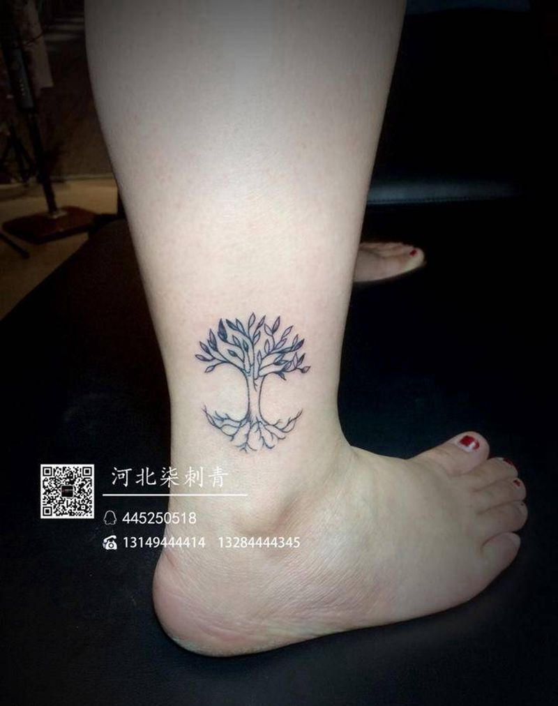 小树一枚纹身图片_成品腿部植物清新图腾纹身图案