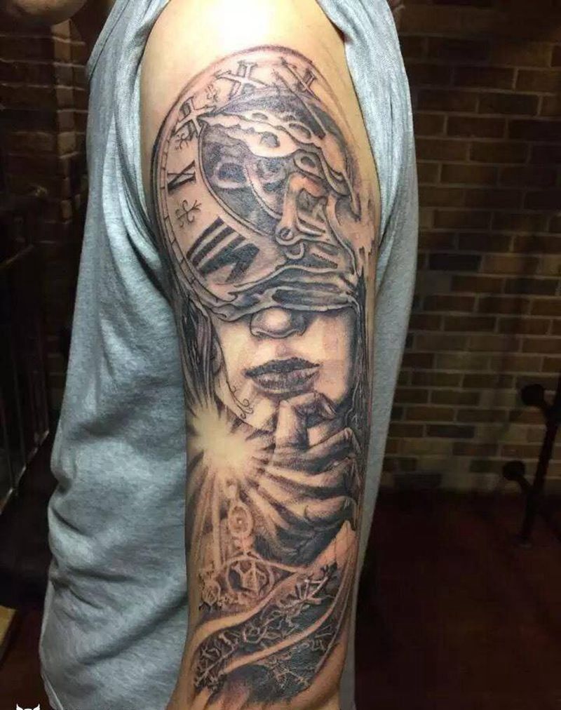 钟表 女人纹身图片