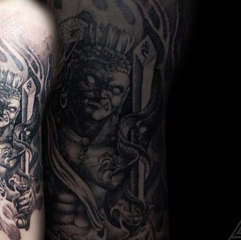 不动纹身图片_成品手臂传统写实人物鬼神宗教纹身图案