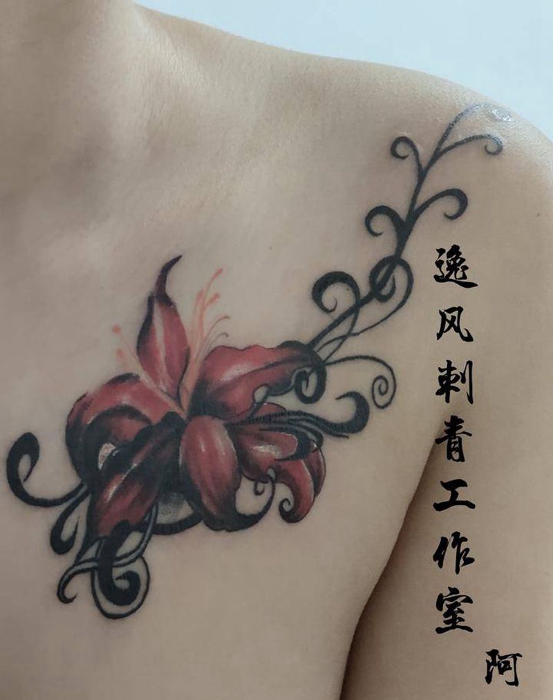 朱顶红纹身图片_肩部颈部新传统花纹身图案