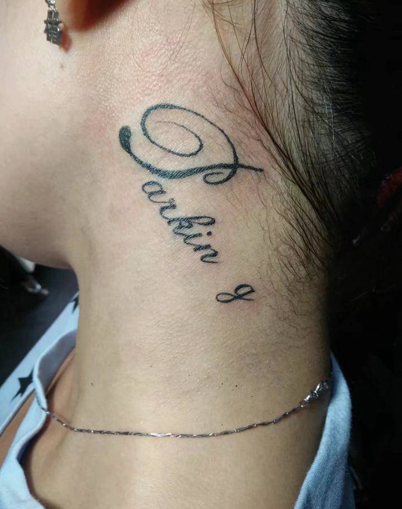 英文纹身图片_颈部花体字英文纹身图案