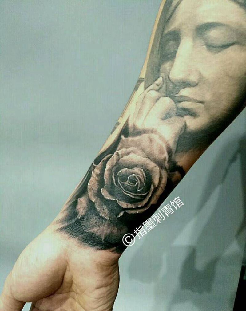 写实玫瑰纹身图片