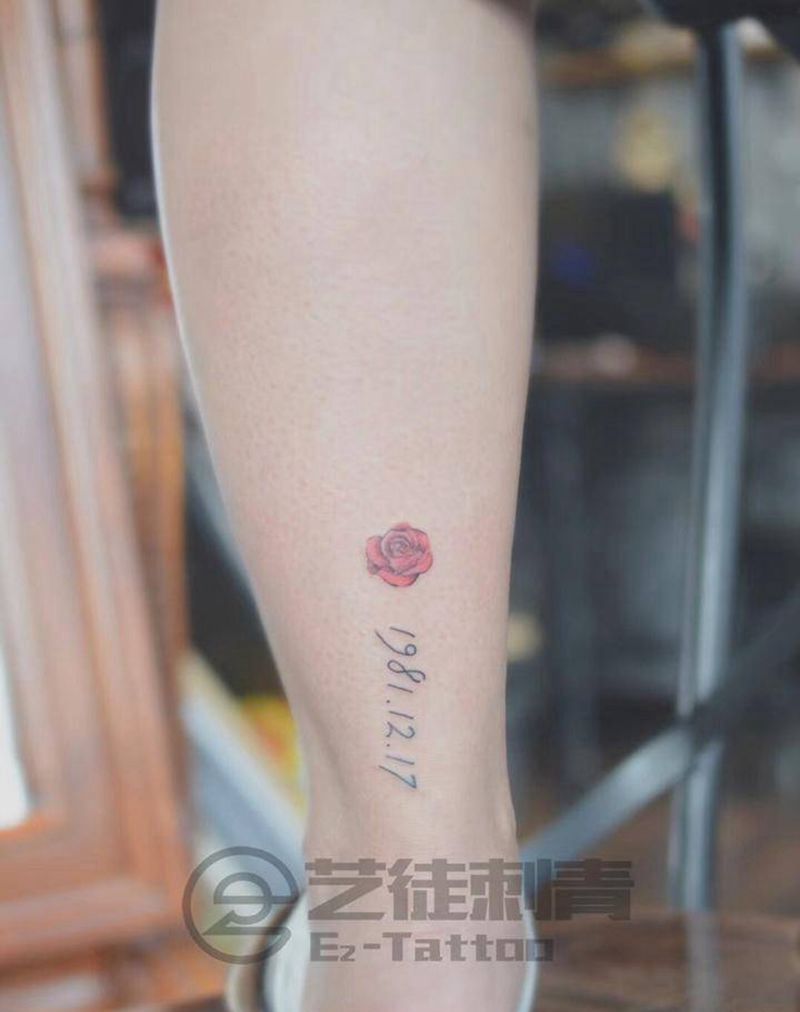 花英文纹身图片