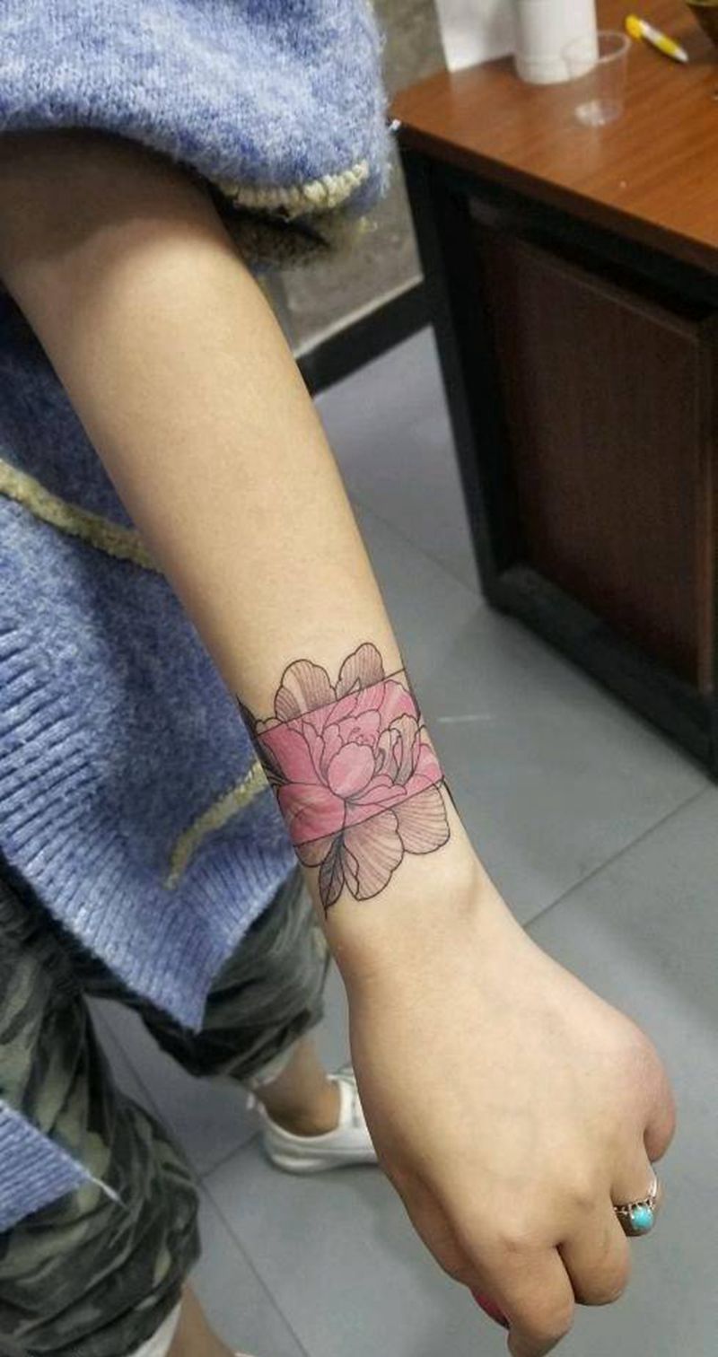 手环花纹身图片