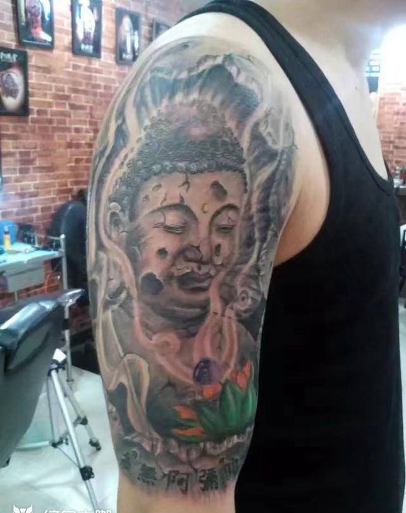 佛之护佑纹身图片_肩部新传统阿弥陀佛纹身图案