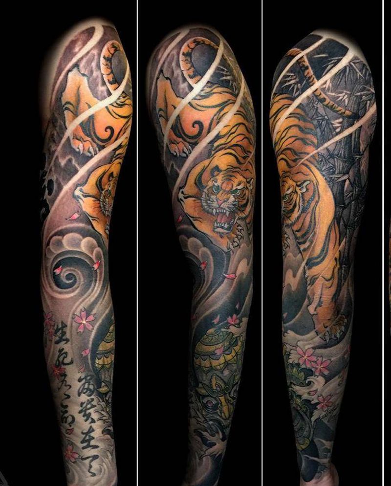 大虎花臂纹身图片_成品手臂传统动物鬼神宗教纹身图案