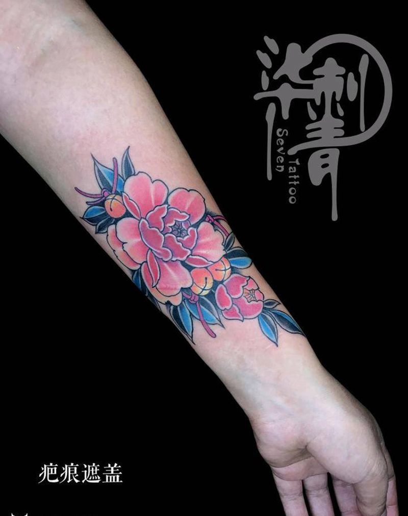 疤痕遮盖纹身图片_手臂手部新传统水彩纹身图案