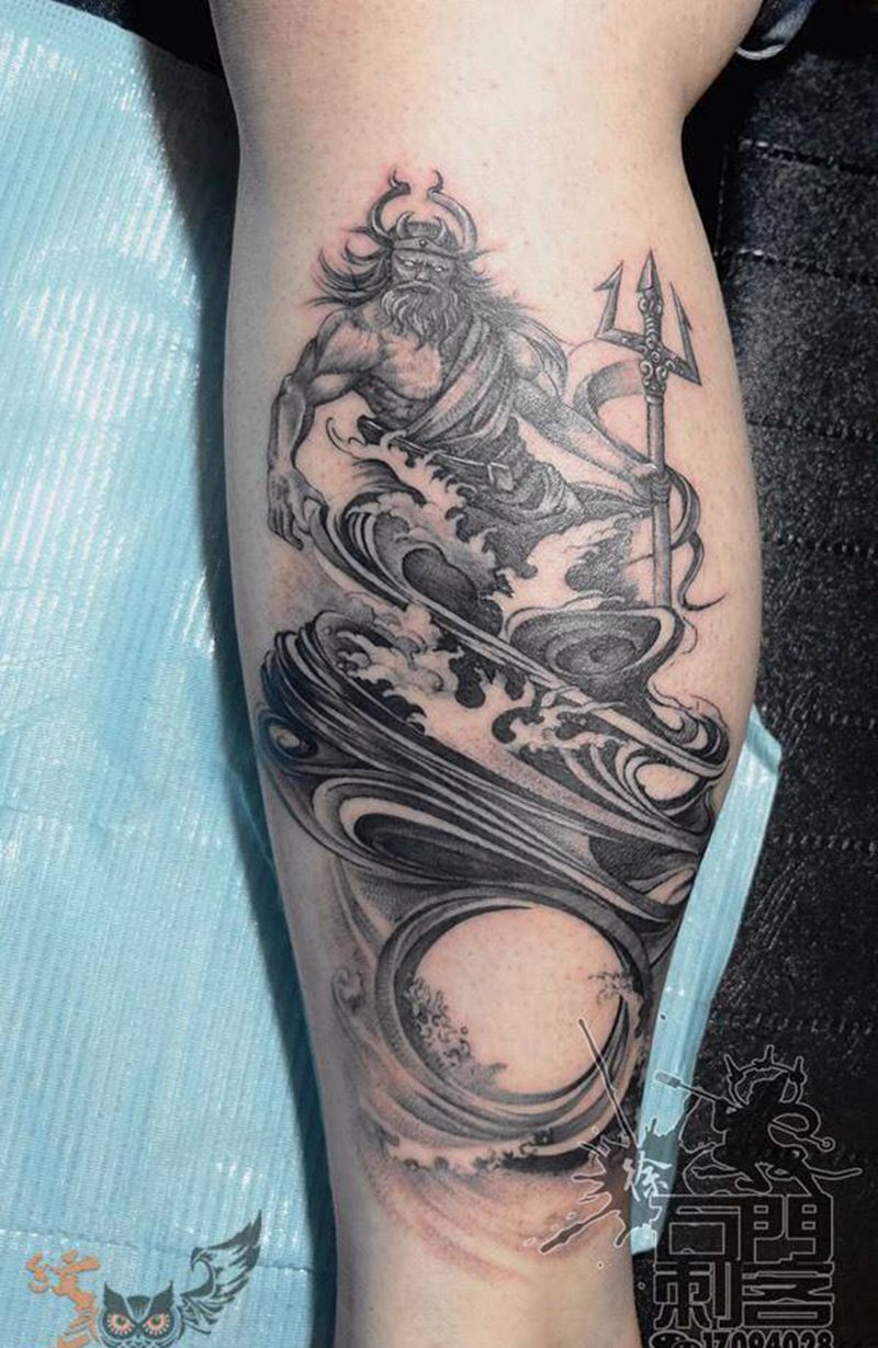 海神纹身图片_成品腿部欧美写实人物宗教鬼神纹身图案