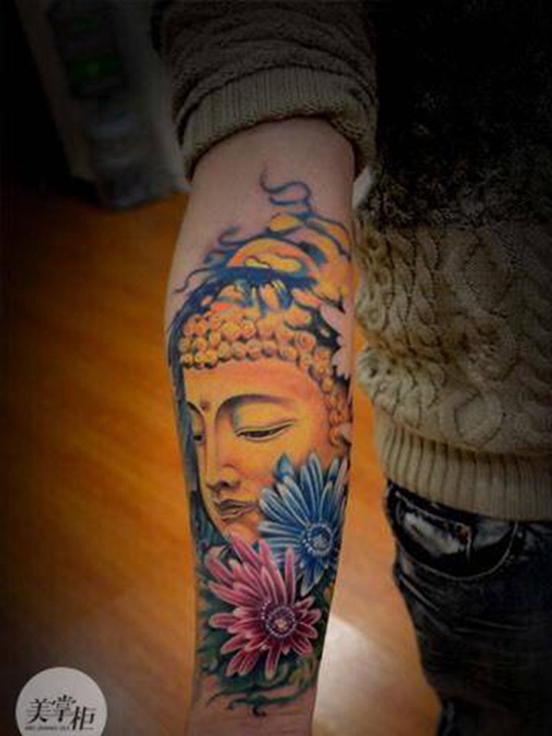 宗教系列纹身图片_宗教肩部传统纹身图案