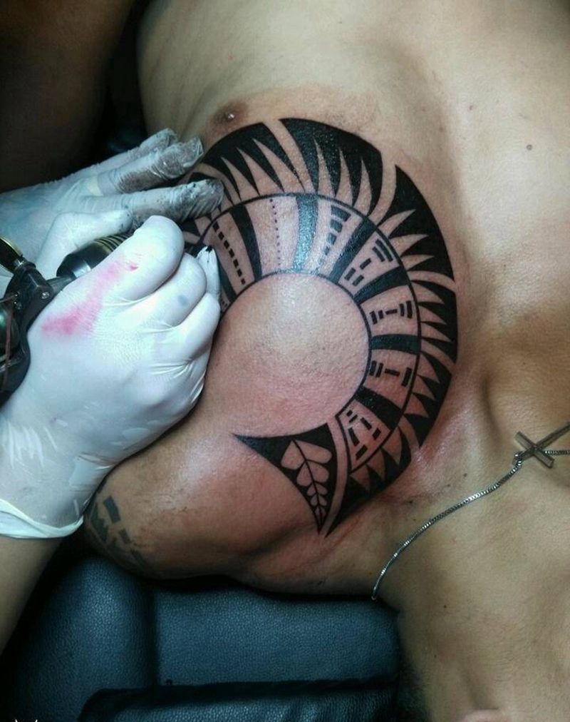 强森图腾纹身图片_胸部纹身图案