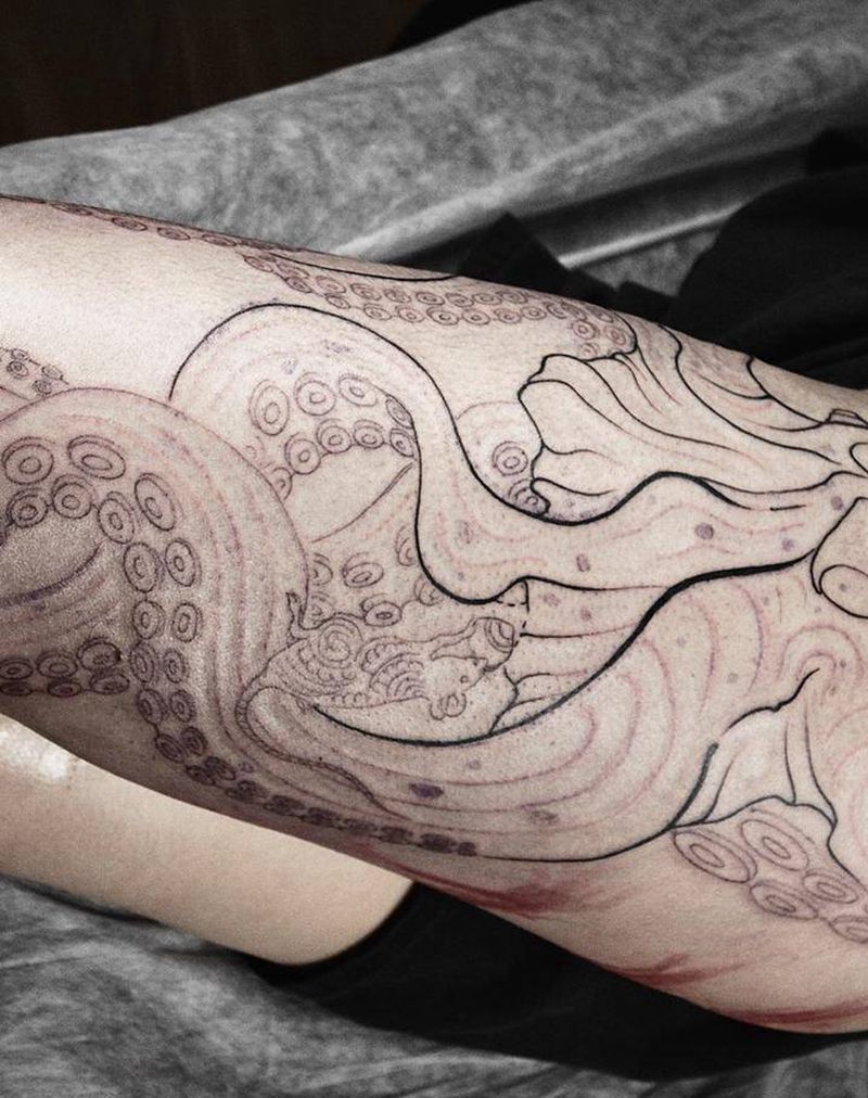 章鱼纹身图片_臀部腿部新传统章鱼老鼠纹身图案