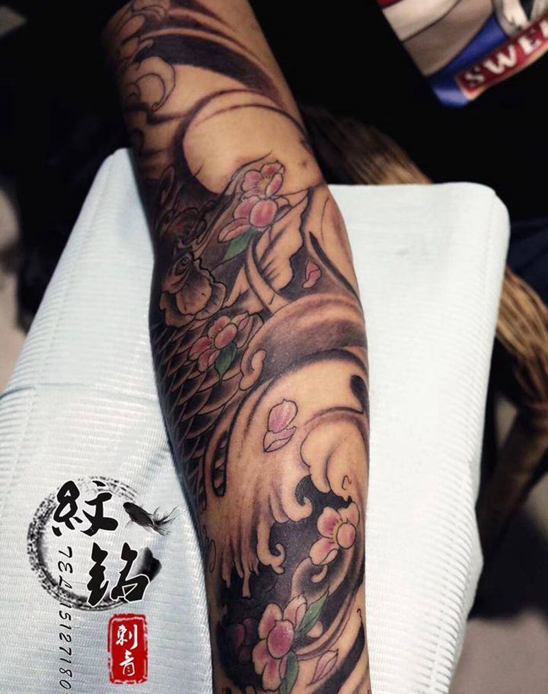 花臂未完成纹身图片