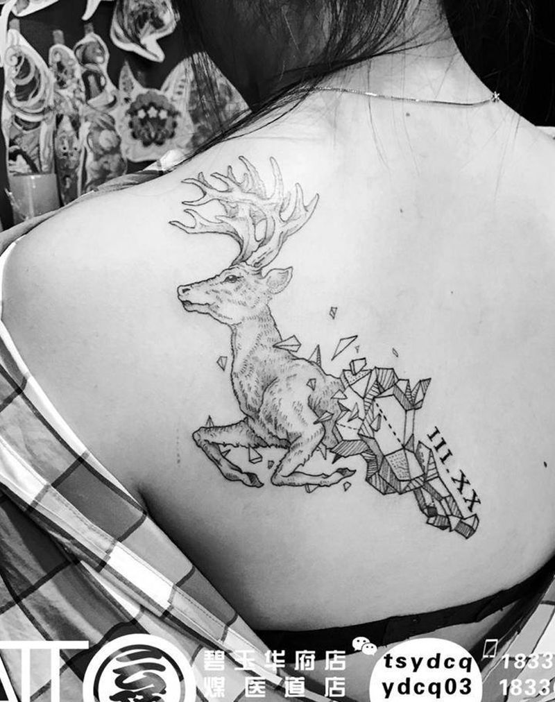 点线面 鹿纹身图片