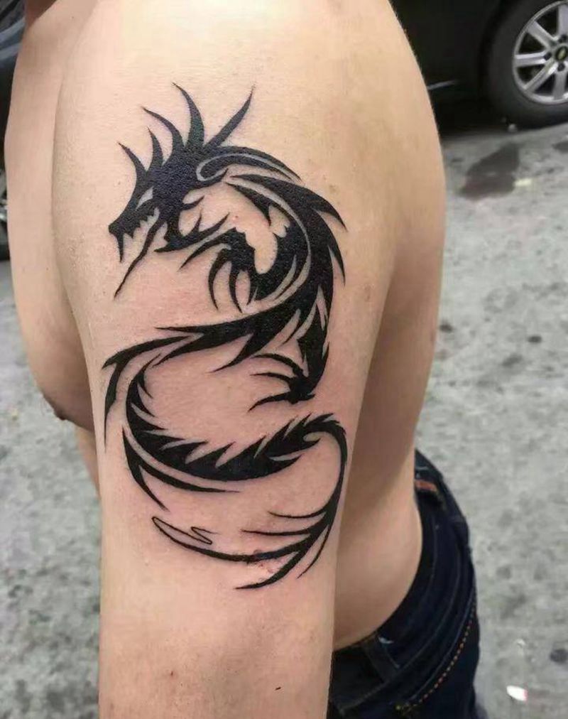 龙图腾纹身图片_手臂图腾龙纹身图案