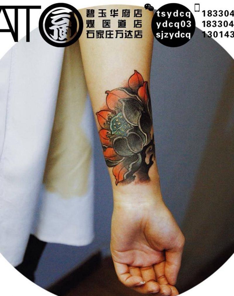 莲花覆盖纹身图片_成品手臂传统原创植物纹身图案