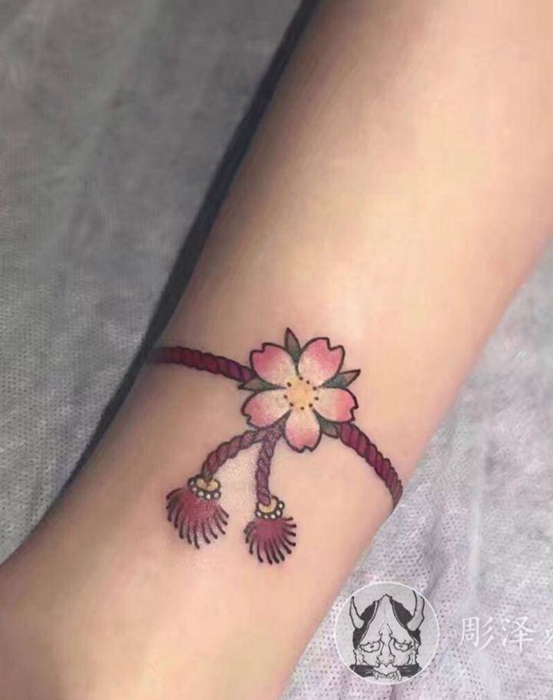 樱花纹身图片_腿部新传统纹身图案