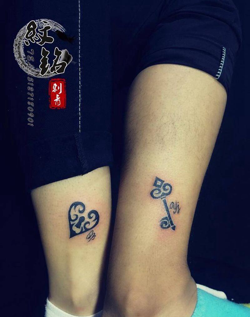 情侣走一套纹身图片