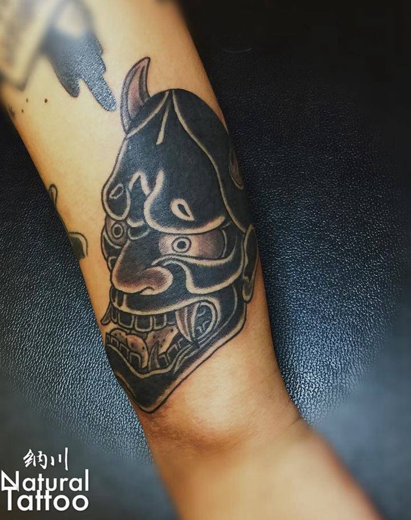 old school纹身图片_成品手臂欧美传统肖像鬼神人物黑白纹身图案